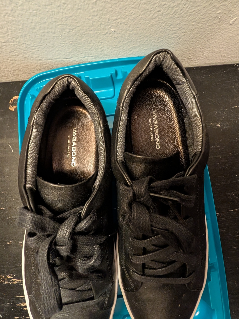 Vagabond Black Women's Casual Lace-Up Sneakers